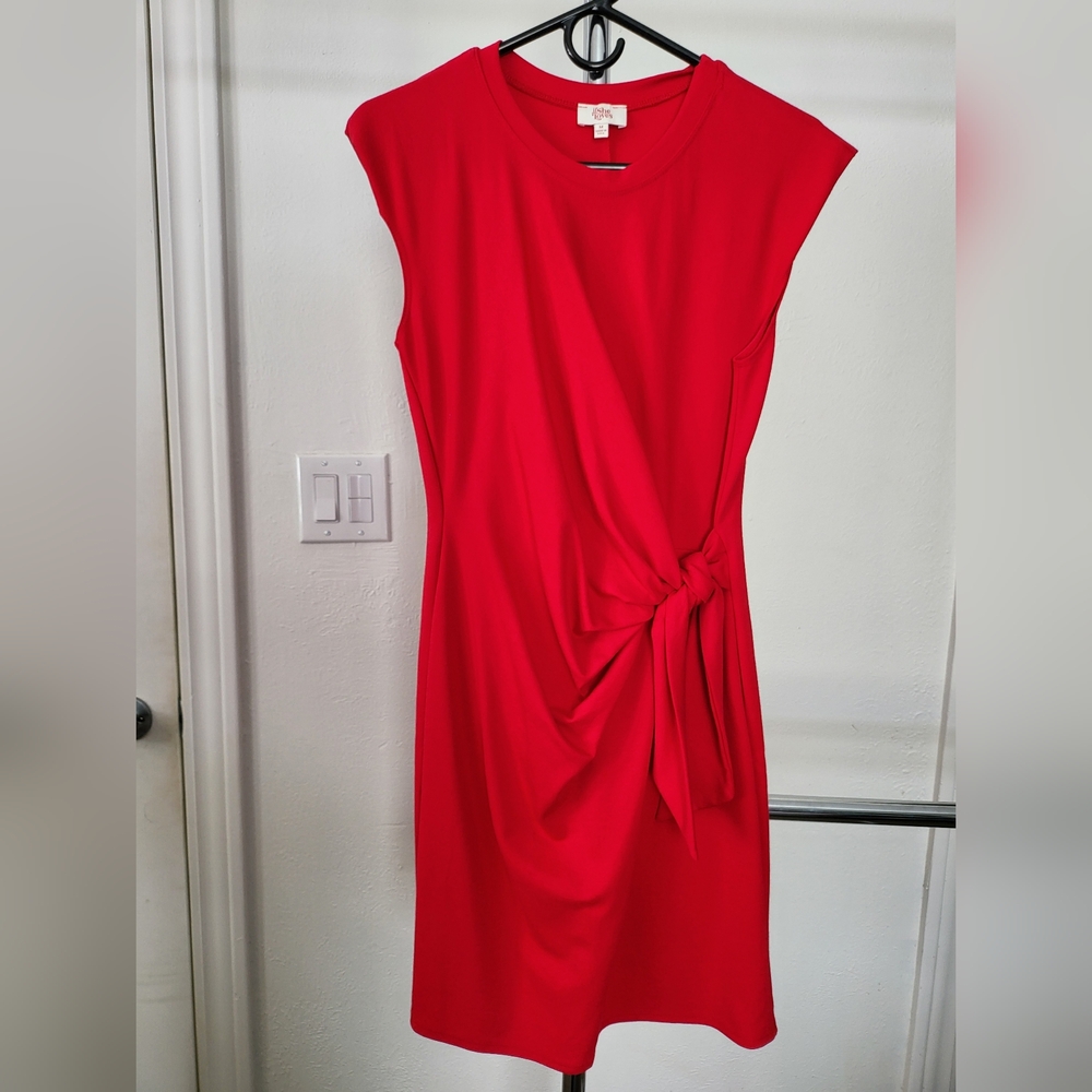 If She Loves Beautiful Red Dress